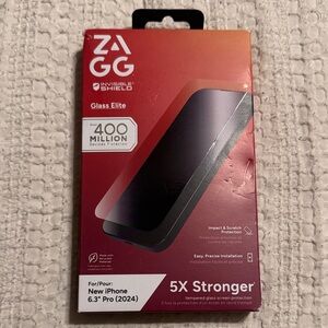 ZAGG Glass Elite Screen Protector for iPhone 6.3" Pro (2024) - Black
